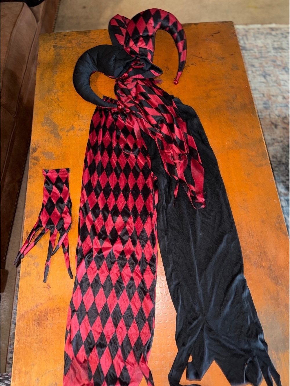 Harlequin Jester Costume Set – Red & Black